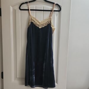 Elegant Navy and Cream Velvet Lace Slip Dress